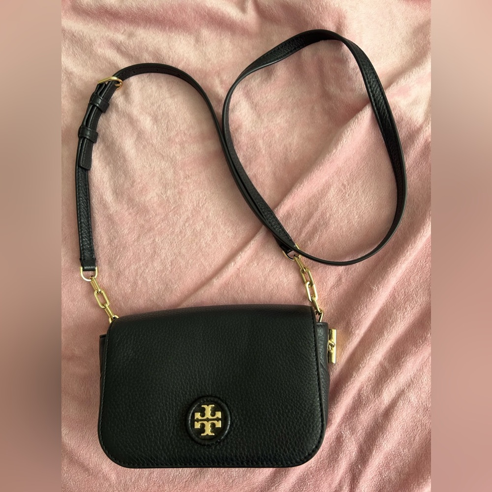 Tory Burch Crossbody Bag super cute